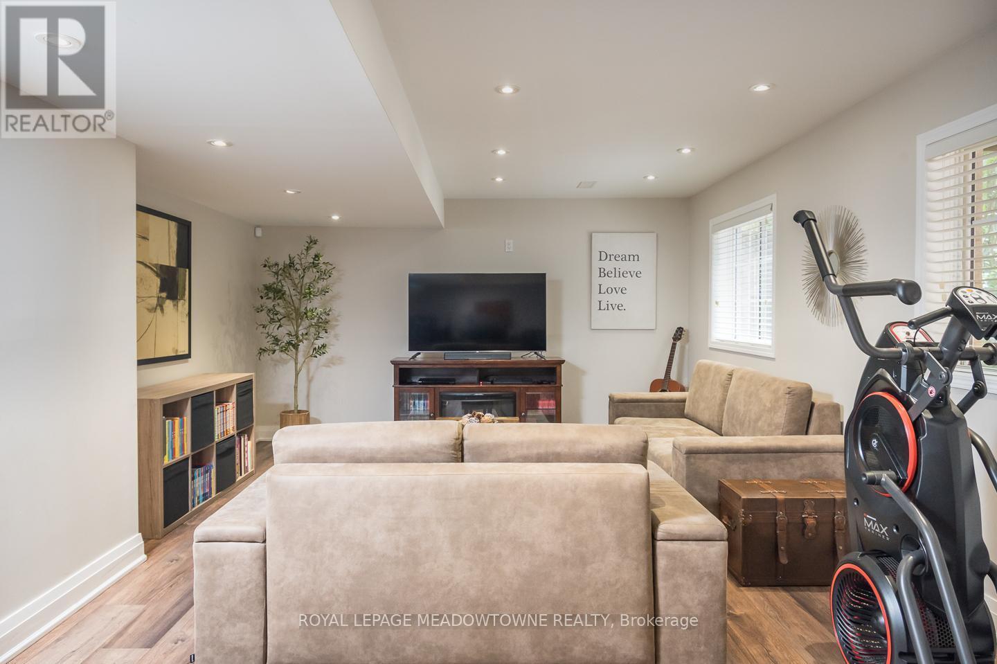 700 Marley Crescent, Milton, ON