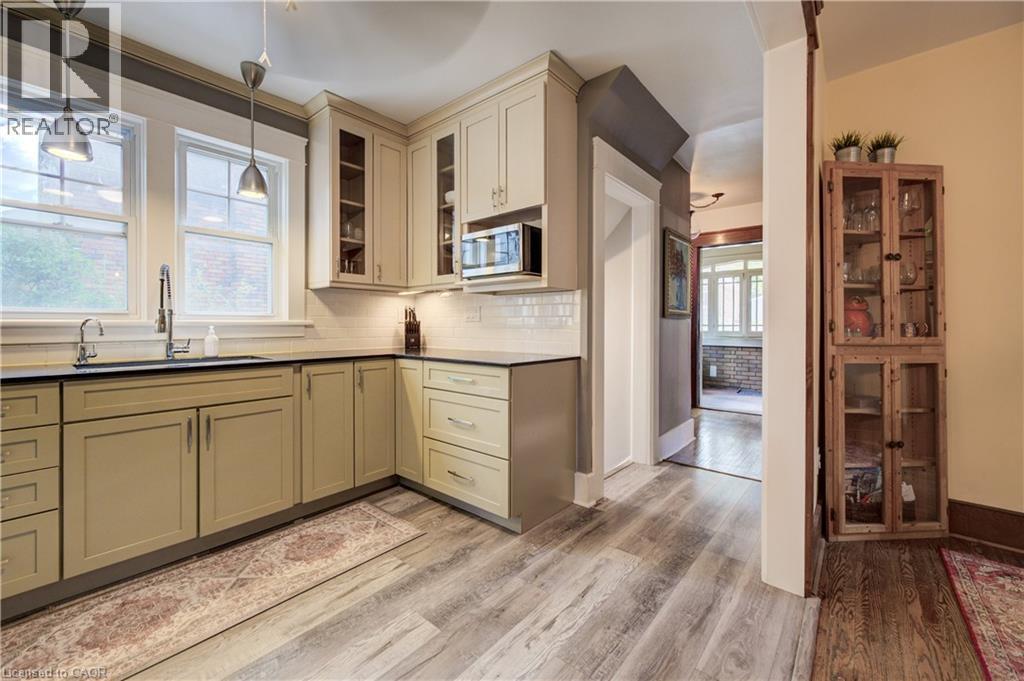90 Brock Street, Kitchener, ON