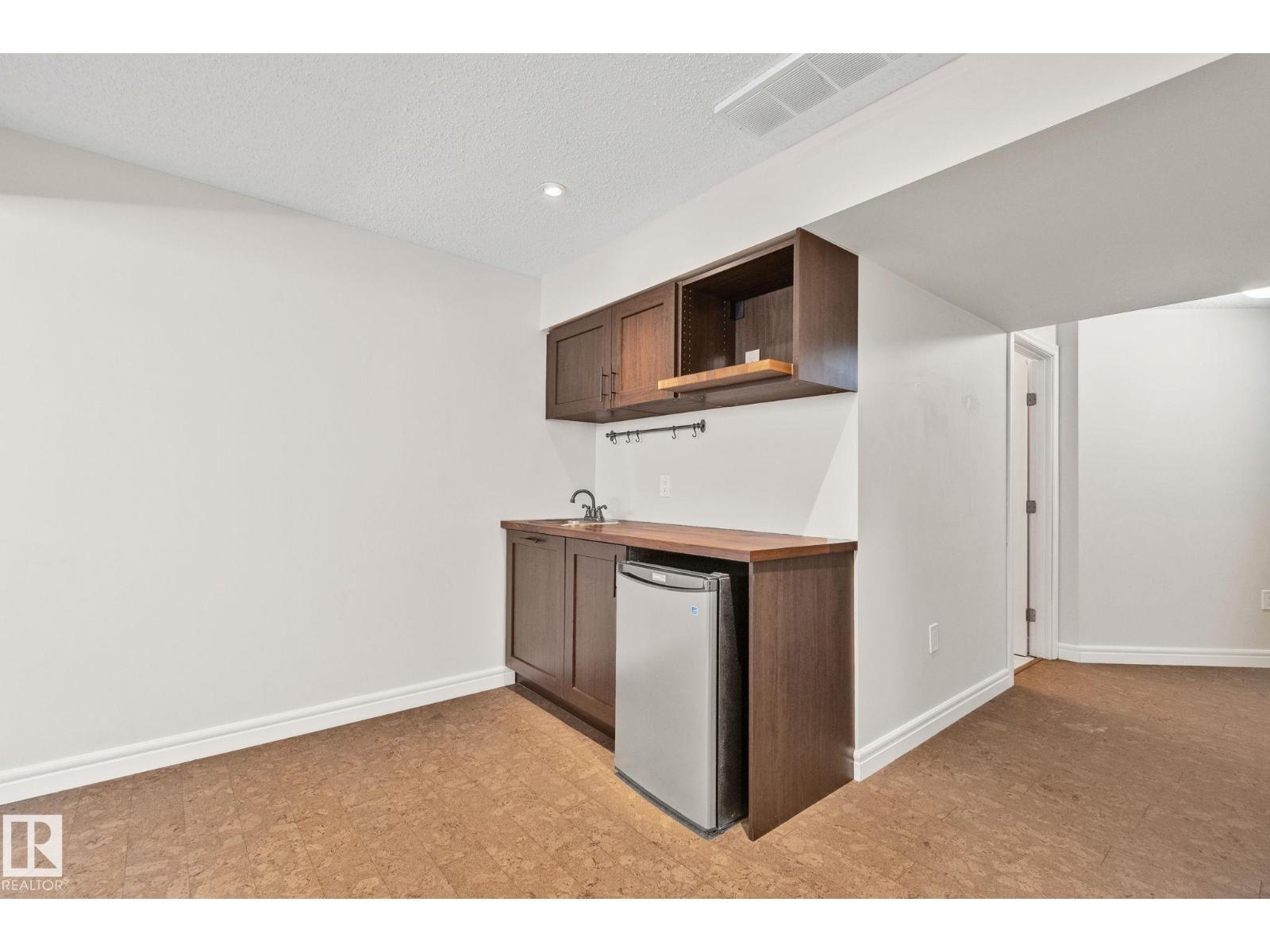 39 Meadowview Co, Spruce Grove, AB