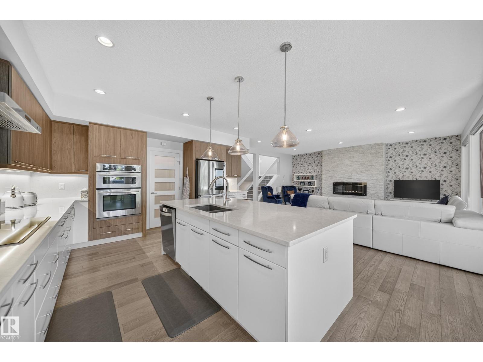 4407 Westcliff Cl Sw, Edmonton, AB