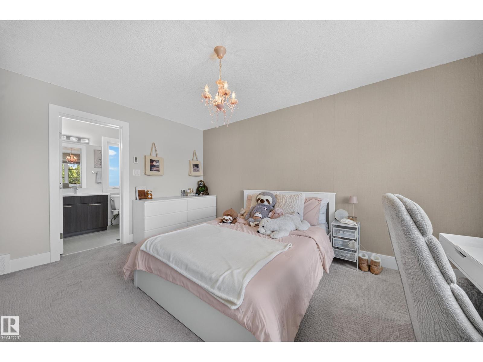 4407 Westcliff Cl Sw, Edmonton, AB