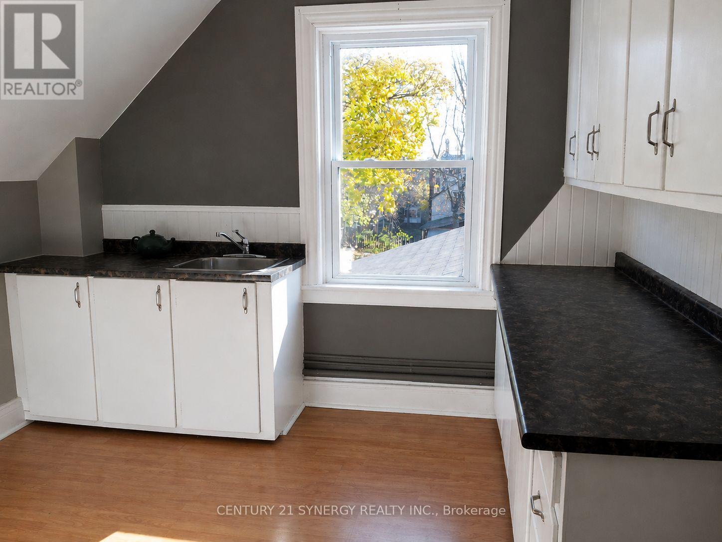 47 Main Street E, Smiths Falls, ON