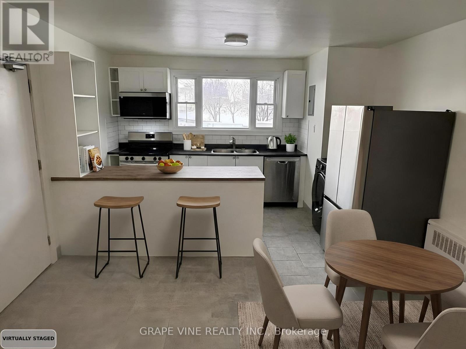 824 Kirkwood Avenue, Ottawa, ON