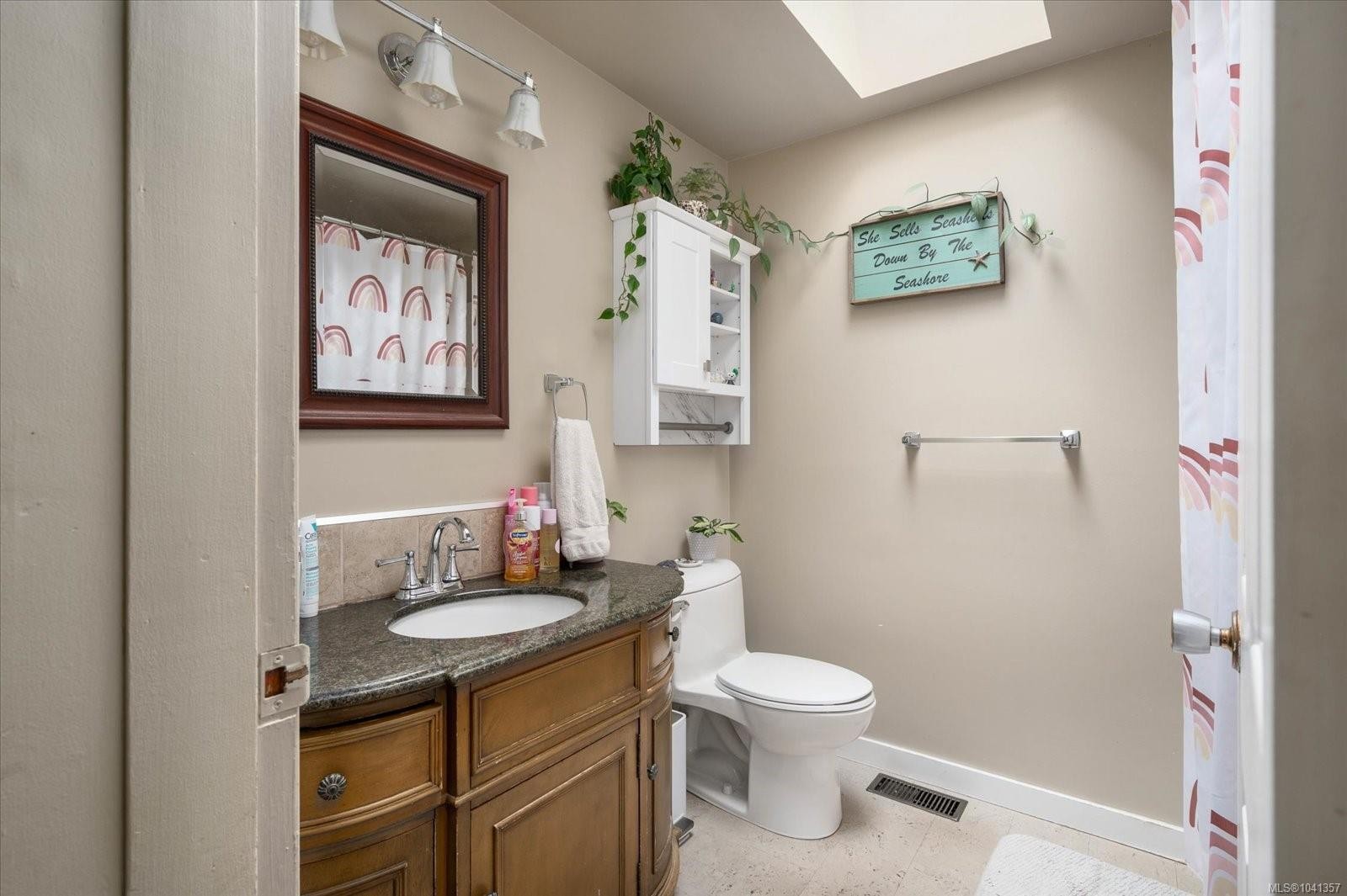 671 Beaconsfield Rd, Nanaimo, BC
