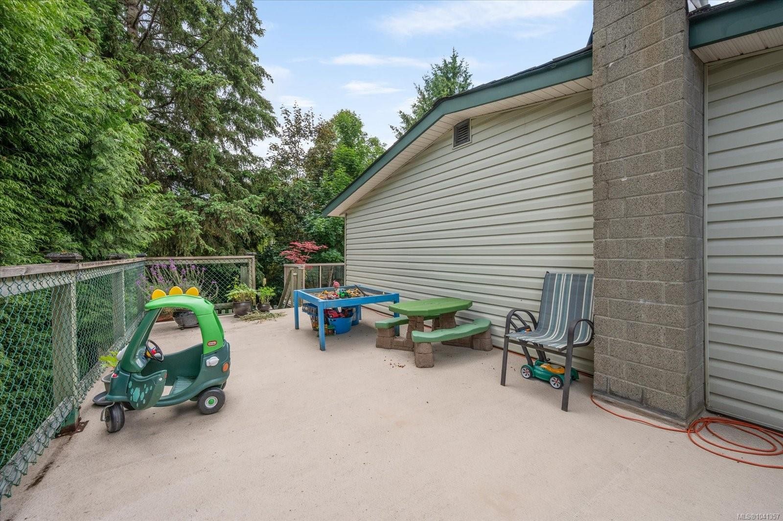 671 Beaconsfield Rd, Nanaimo, BC