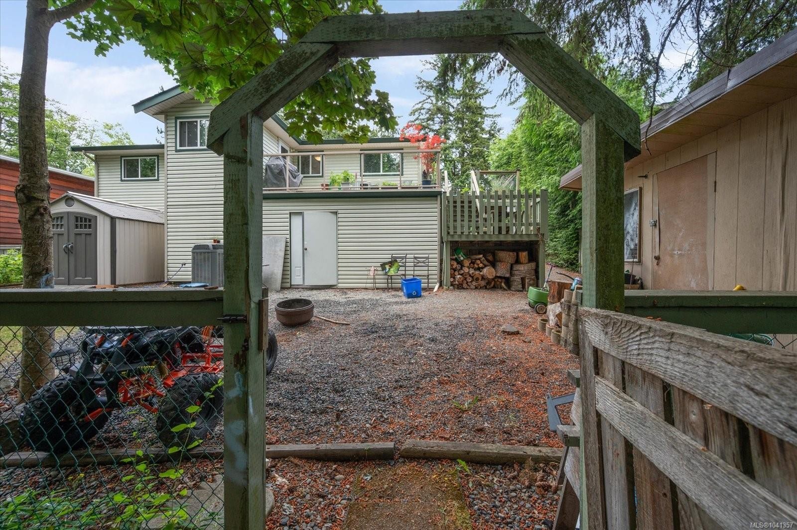 671 Beaconsfield Rd, Nanaimo, BC