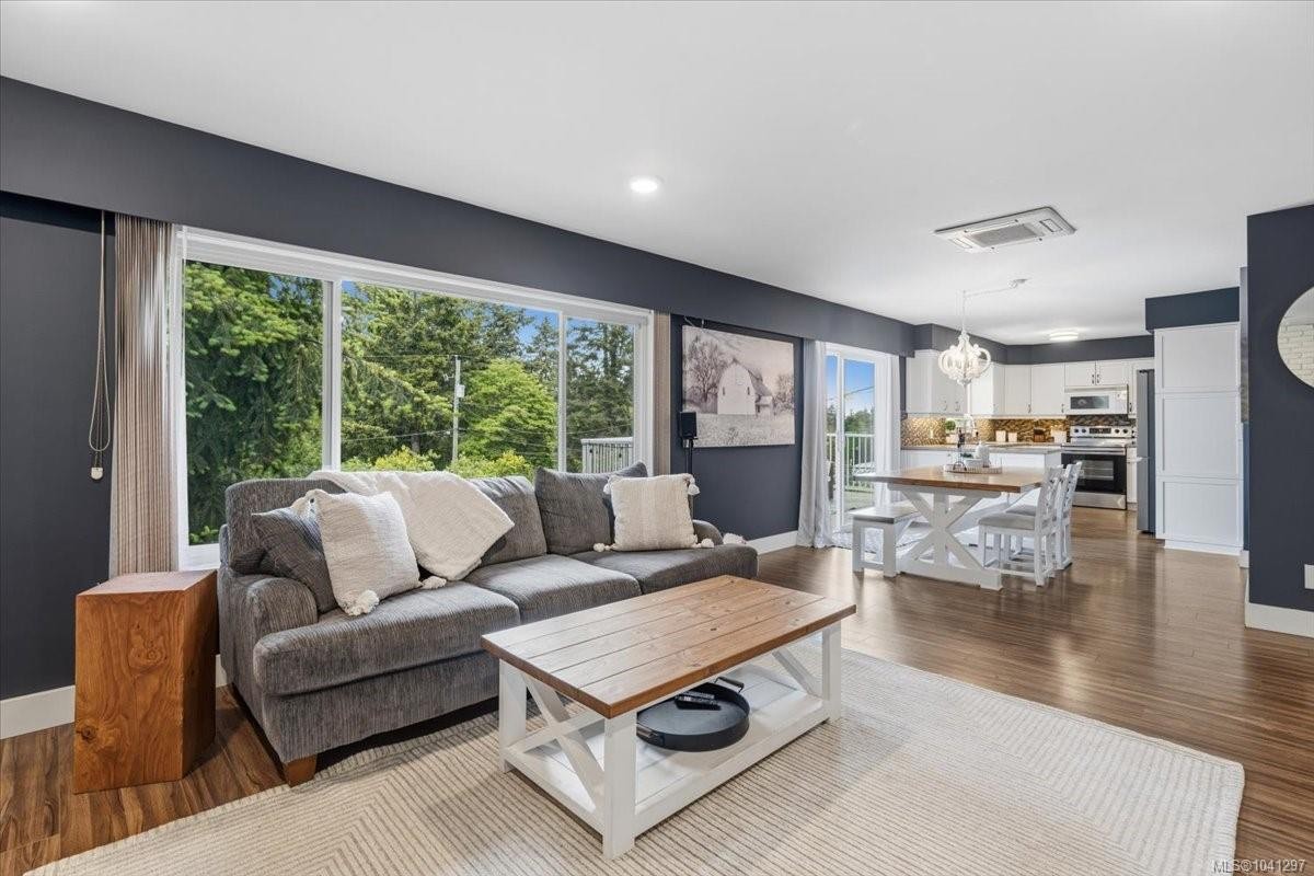 1143 Third Ave, Ladysmith, BC