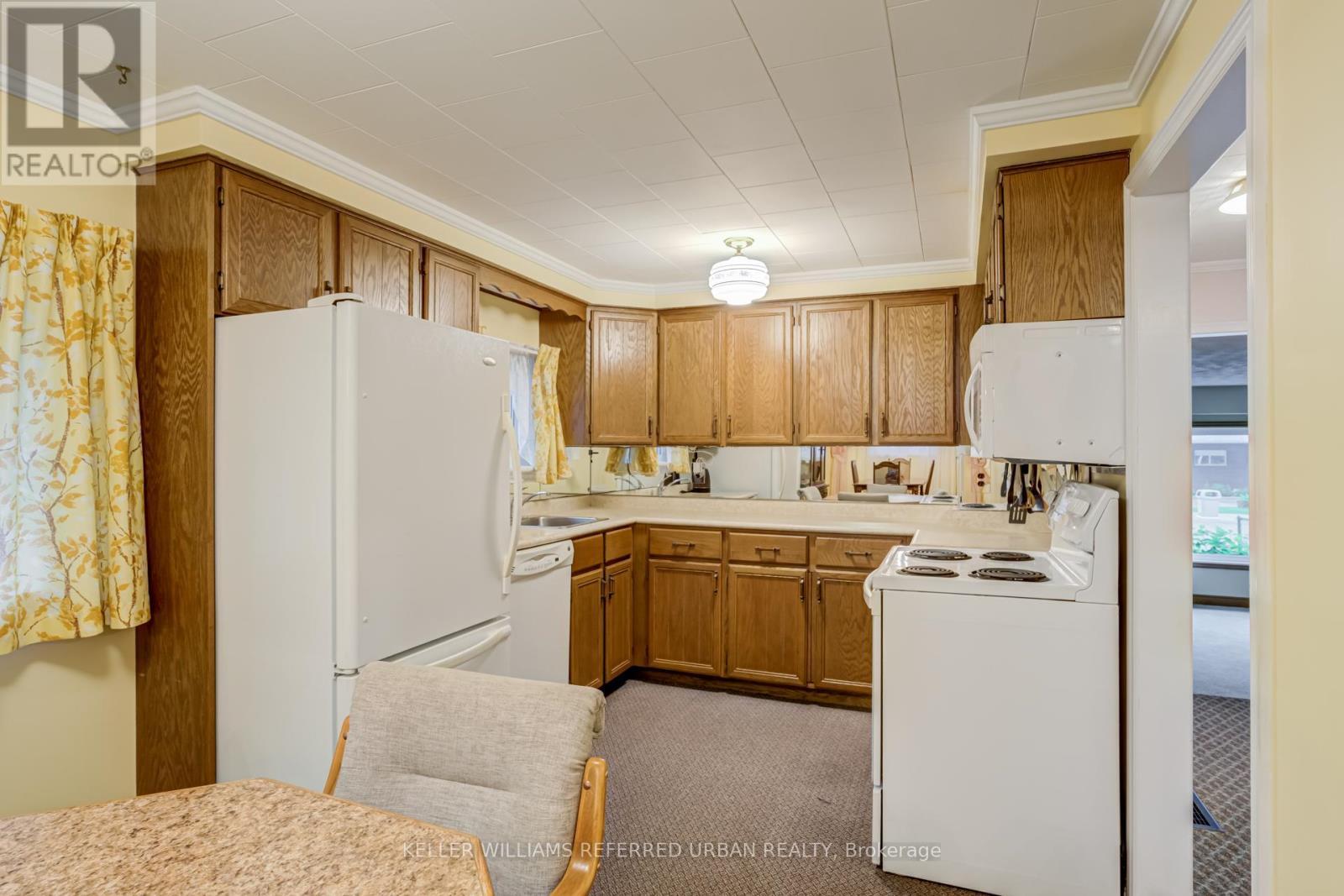 1300 Meredith Avenue, Mississauga, ON