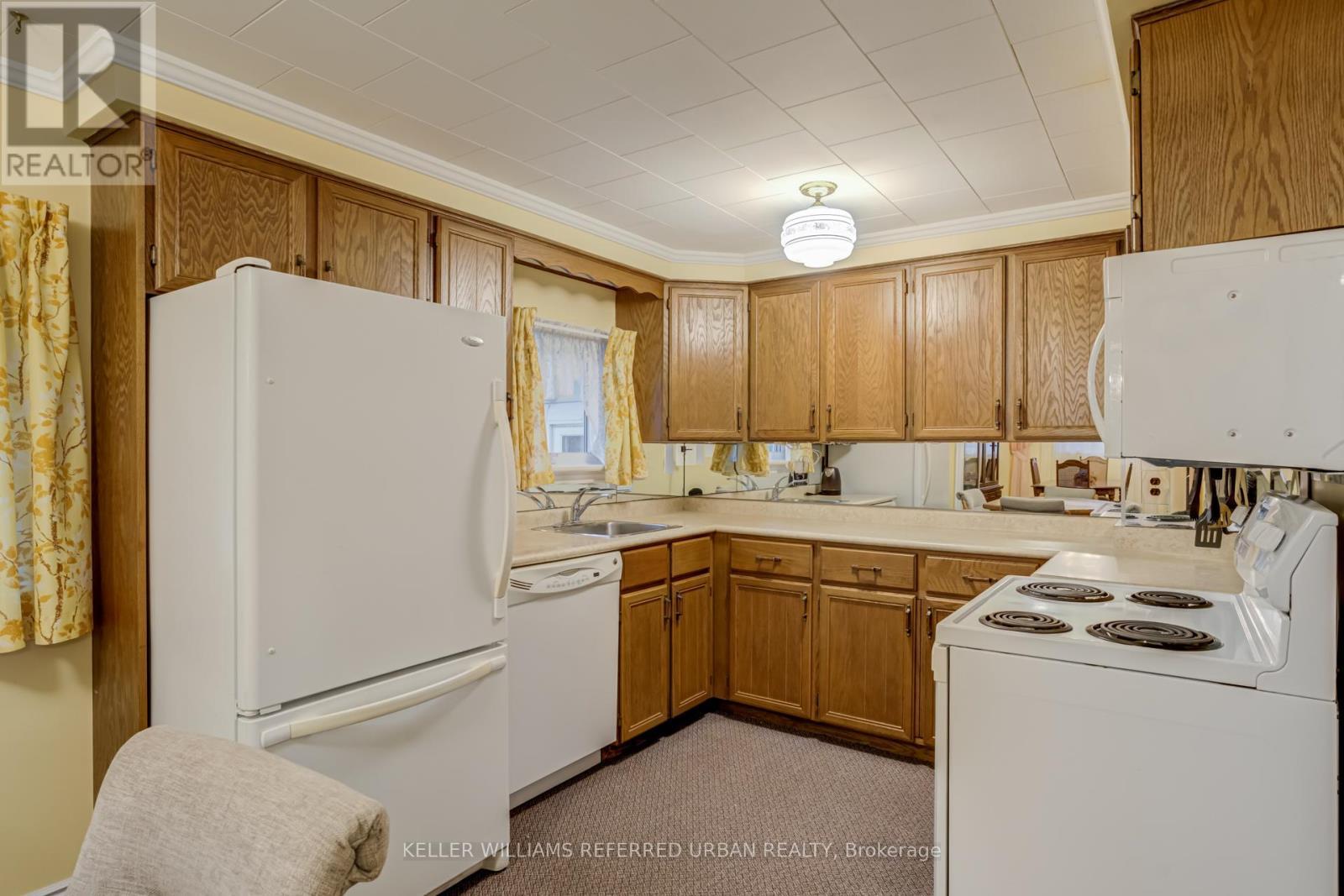 1300 Meredith Avenue, Mississauga, ON