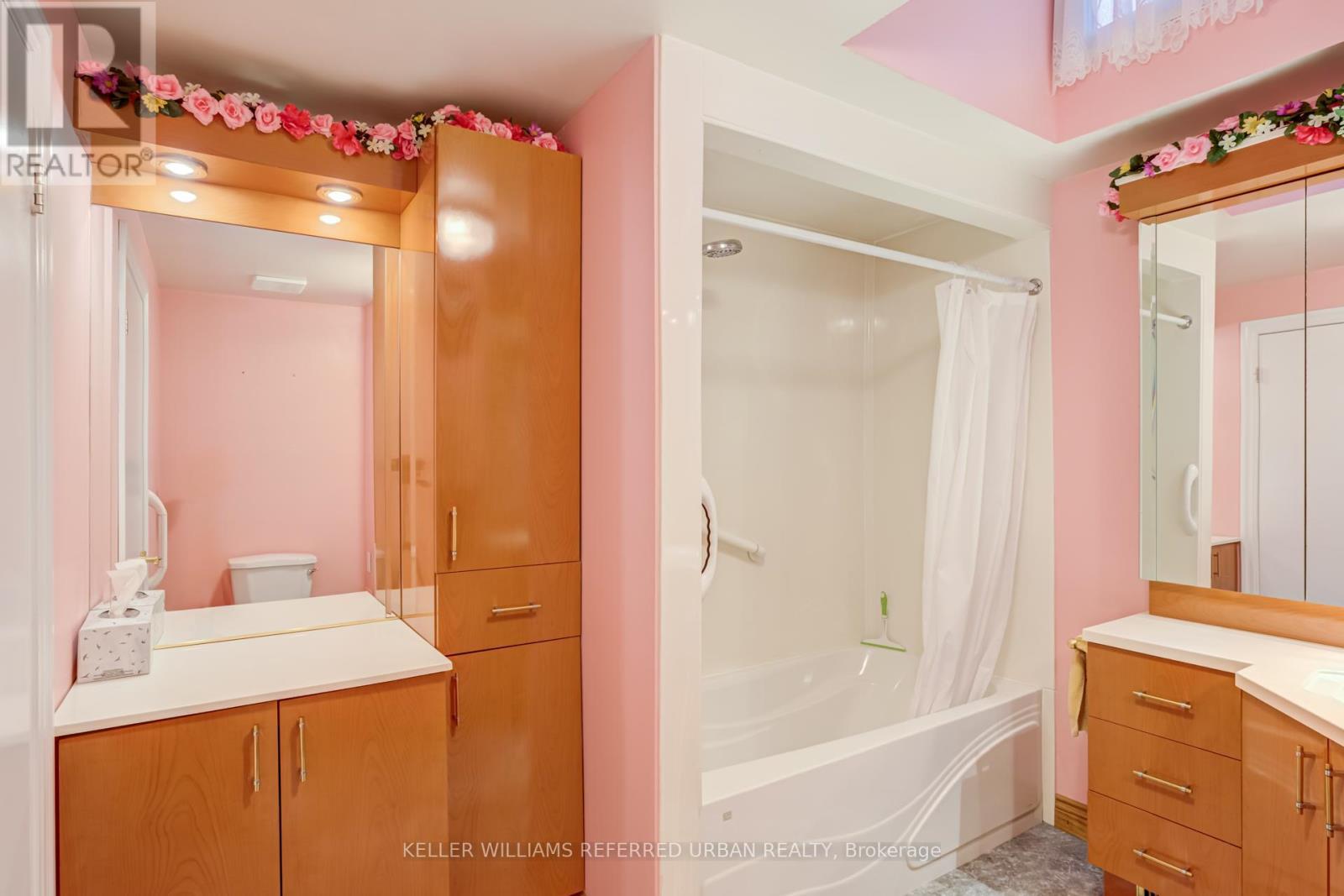 1300 Meredith Avenue, Mississauga, ON
