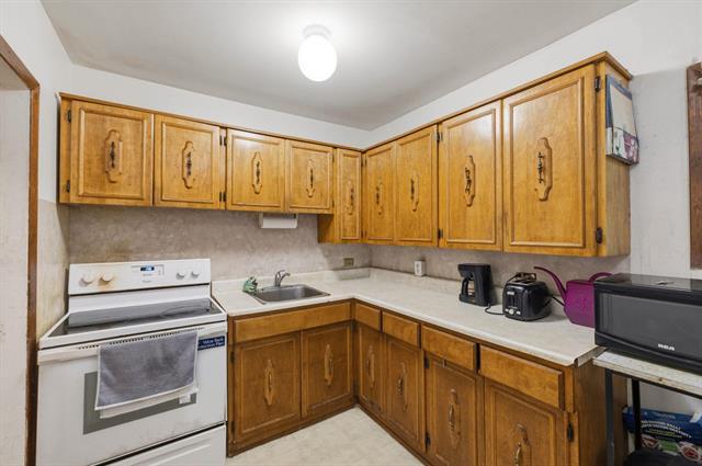 1376 Pritchard Ave, Winnipeg, MB