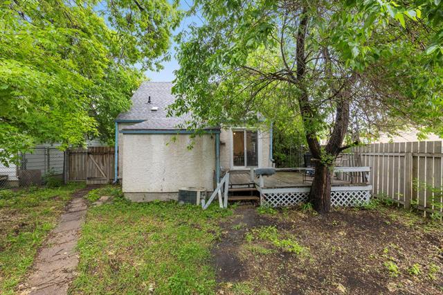 1376 Pritchard Ave, Winnipeg, MB