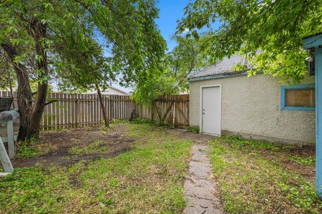 1376 Pritchard Ave, Winnipeg, MB