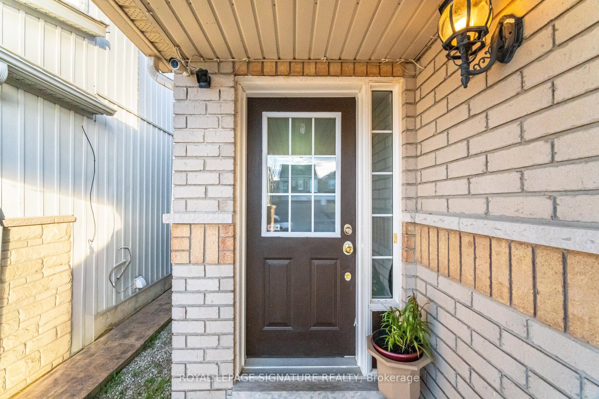 588 Rossellini Drive, Mississauga, ON