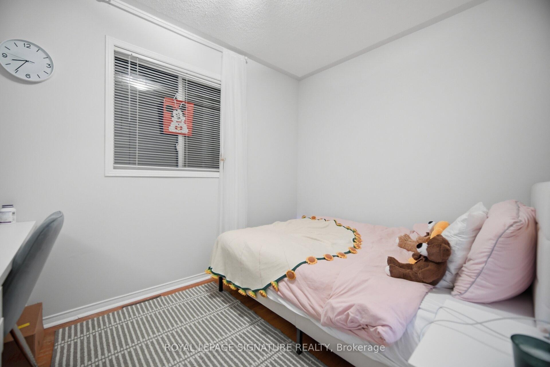 588 Rossellini Drive, Mississauga, ON