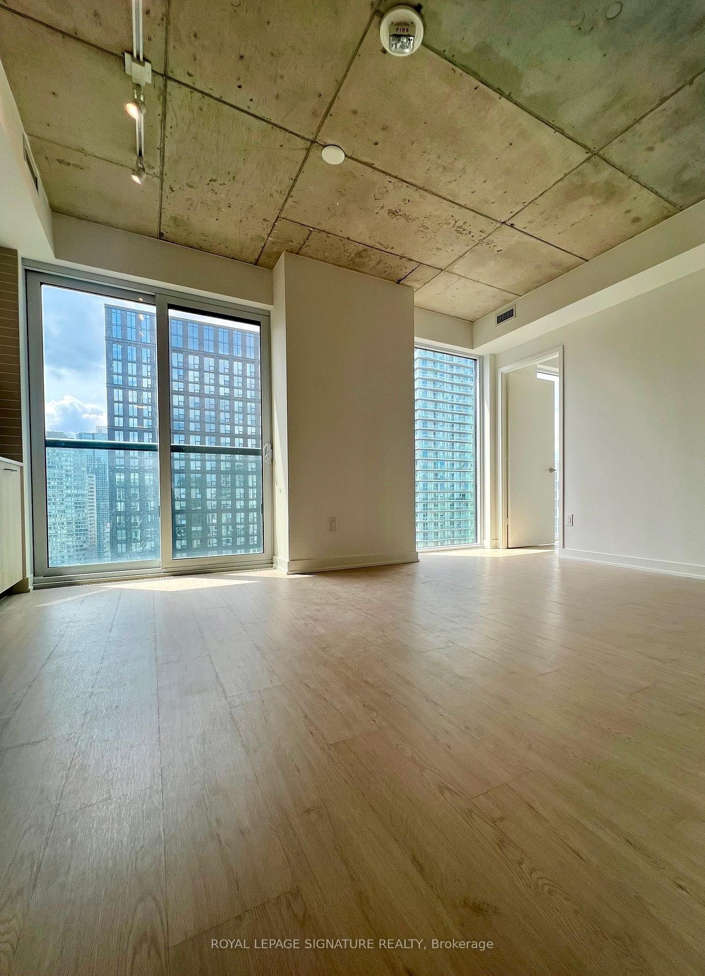 3006-65 Mutual Street, Toronto, ON