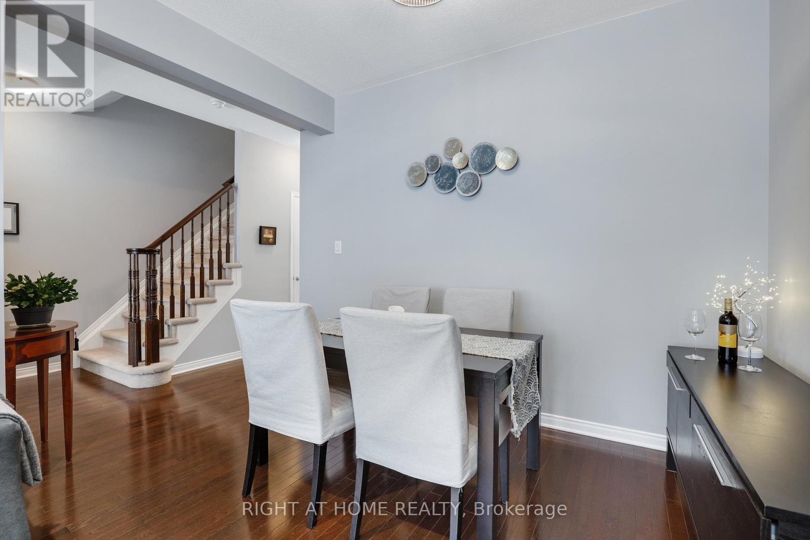 Dining Room - 577 Ashbourne Crescent, Ottawa, ON
