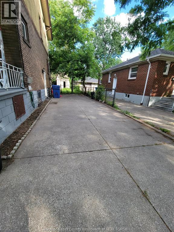 3509 Peter, Windsor, ON