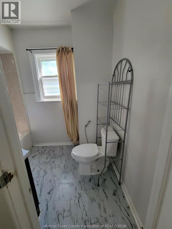 3509 Peter, Windsor, ON