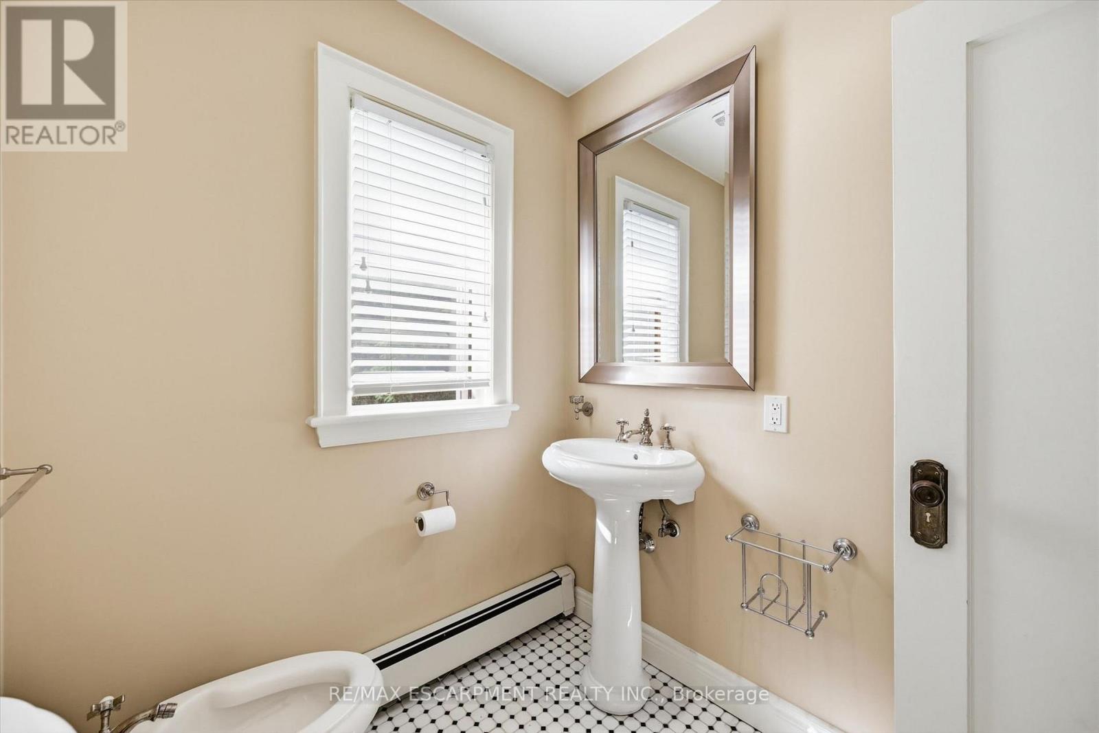 73 Dromore Crescent, Hamilton, ON
