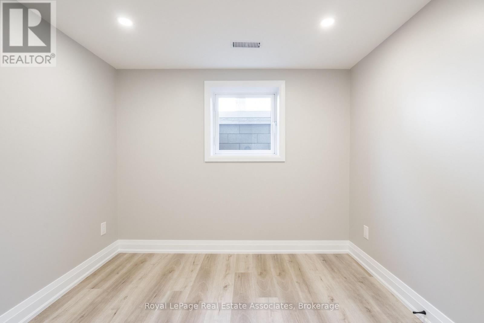 259 Fernwood Crescent, Hamilton, ON