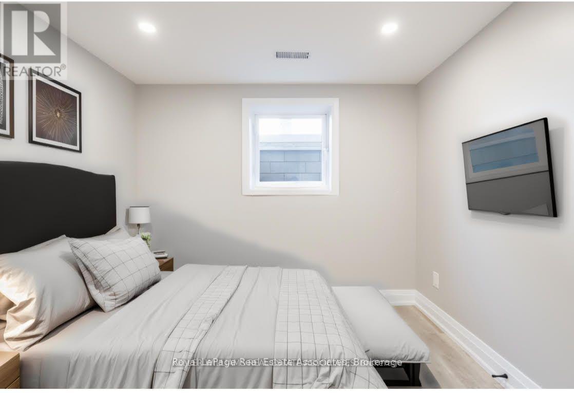 259 Fernwood Crescent, Hamilton, ON