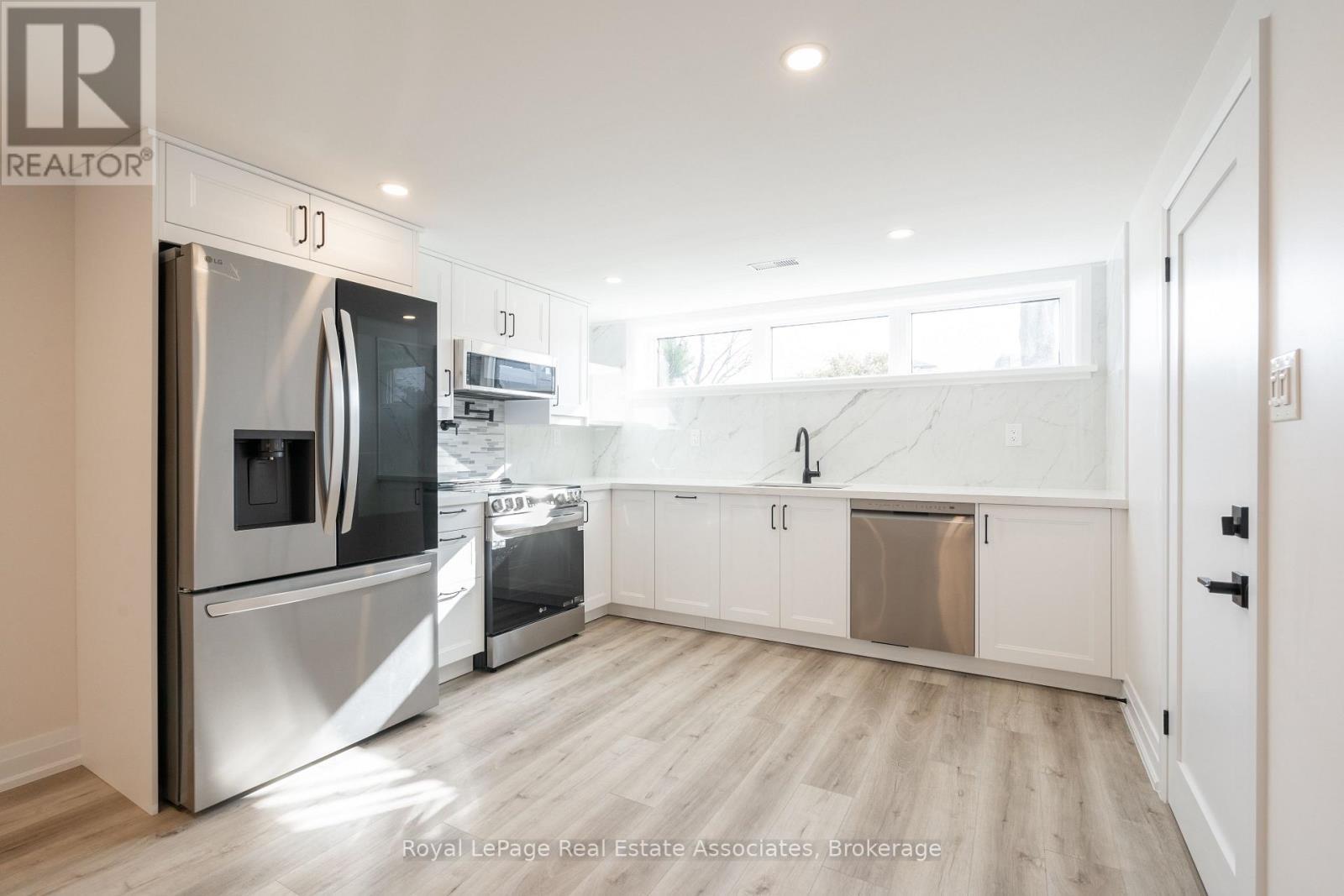 259 Fernwood Crescent, Hamilton, ON