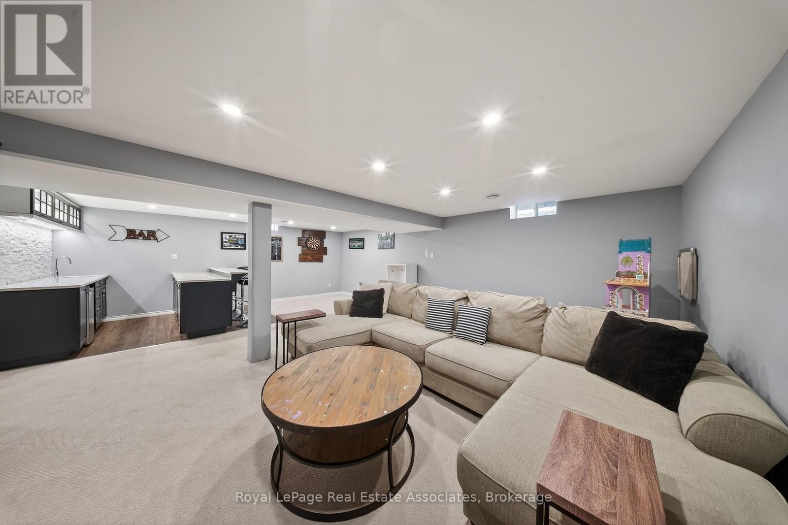 67 Beechnut Crescent, Clarington, ON