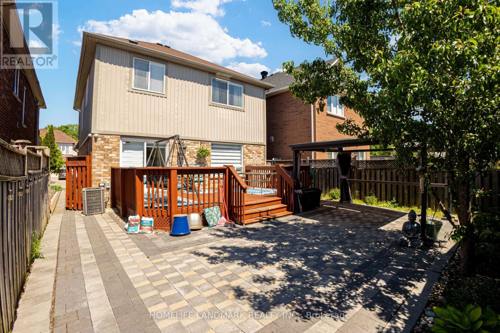 111 Knowles Drive, Toronto, ON