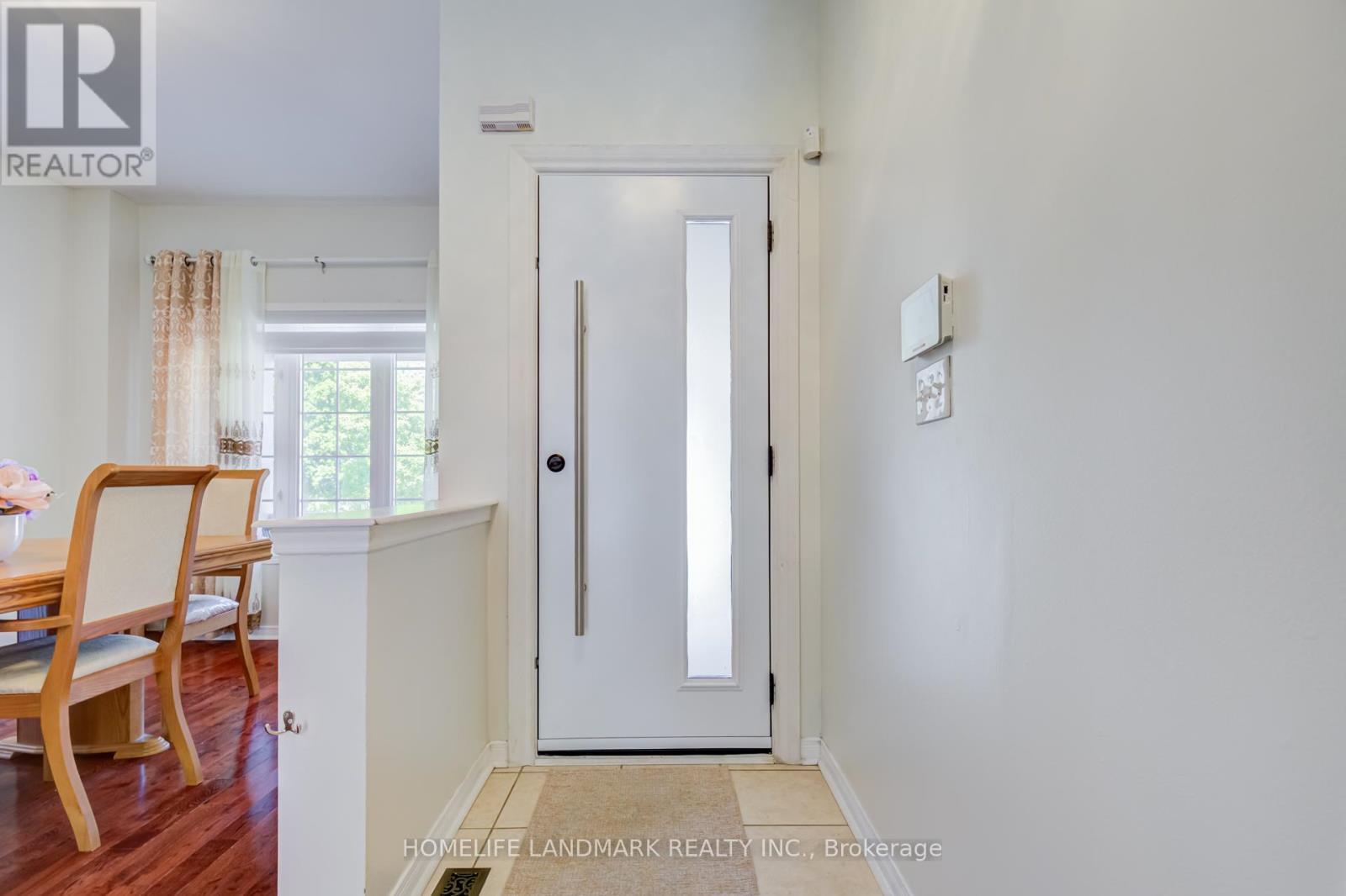 111 Knowles Drive, Toronto, ON