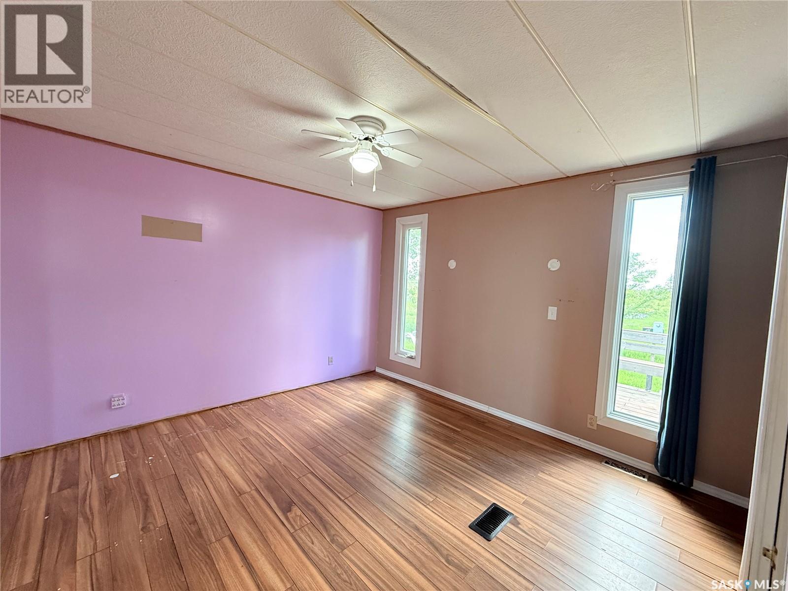 151-201 37 Highway, Shaunavon, SK