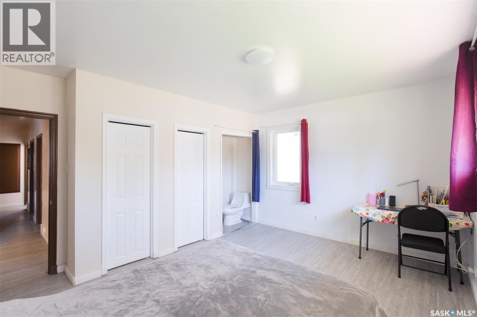 1204 3Rd Avenue Nw, Moose Jaw, SK