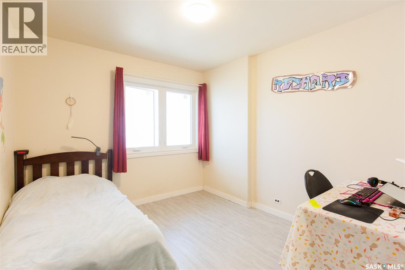 1204 3Rd Avenue Nw, Moose Jaw, SK