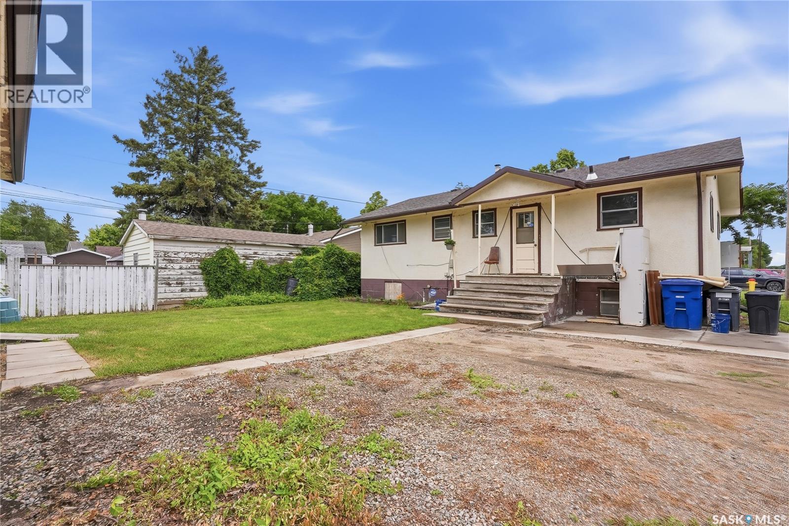 1701 C Avenue N, Saskatoon, SK