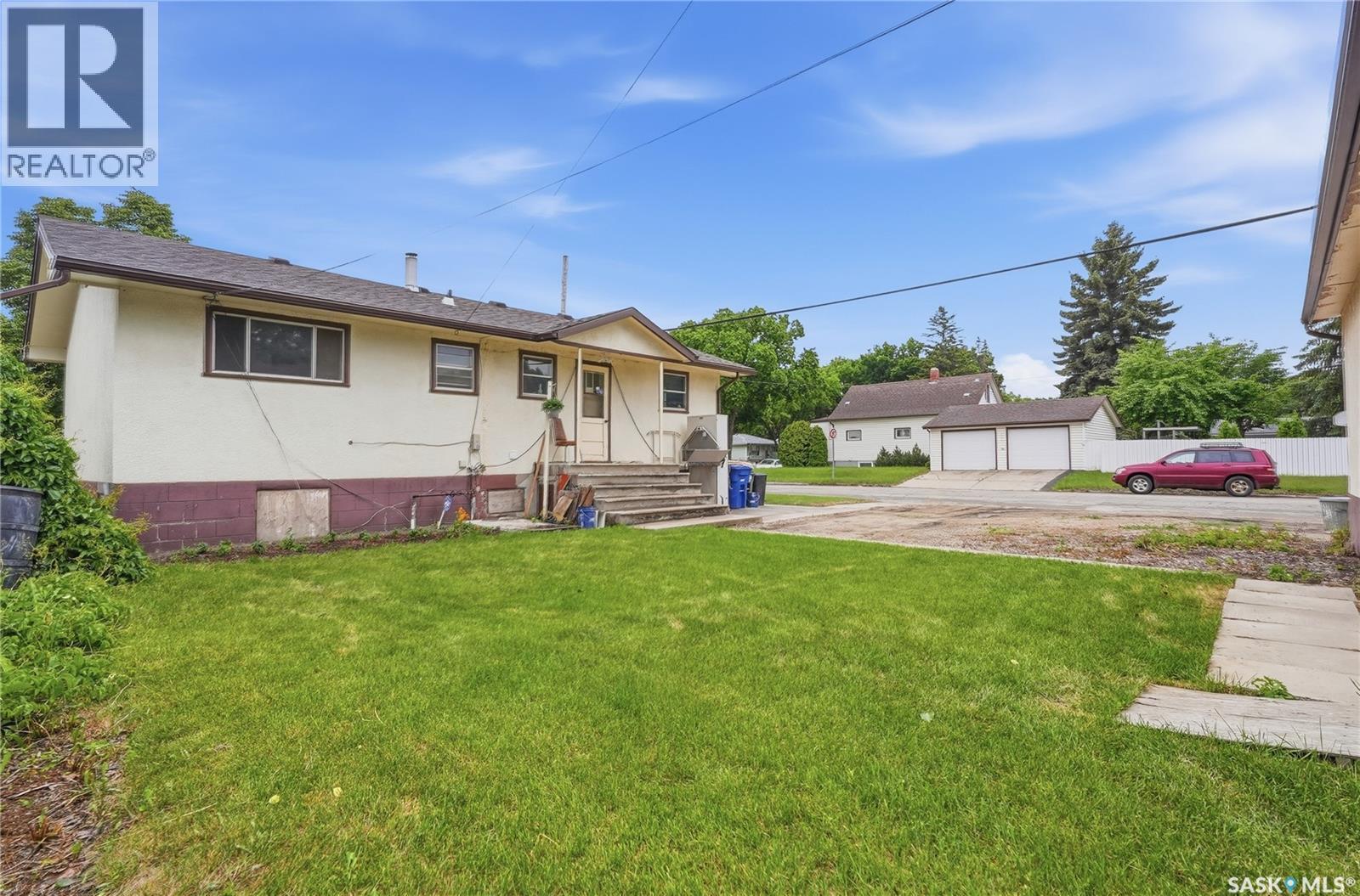 1701 C Avenue N, Saskatoon, SK
