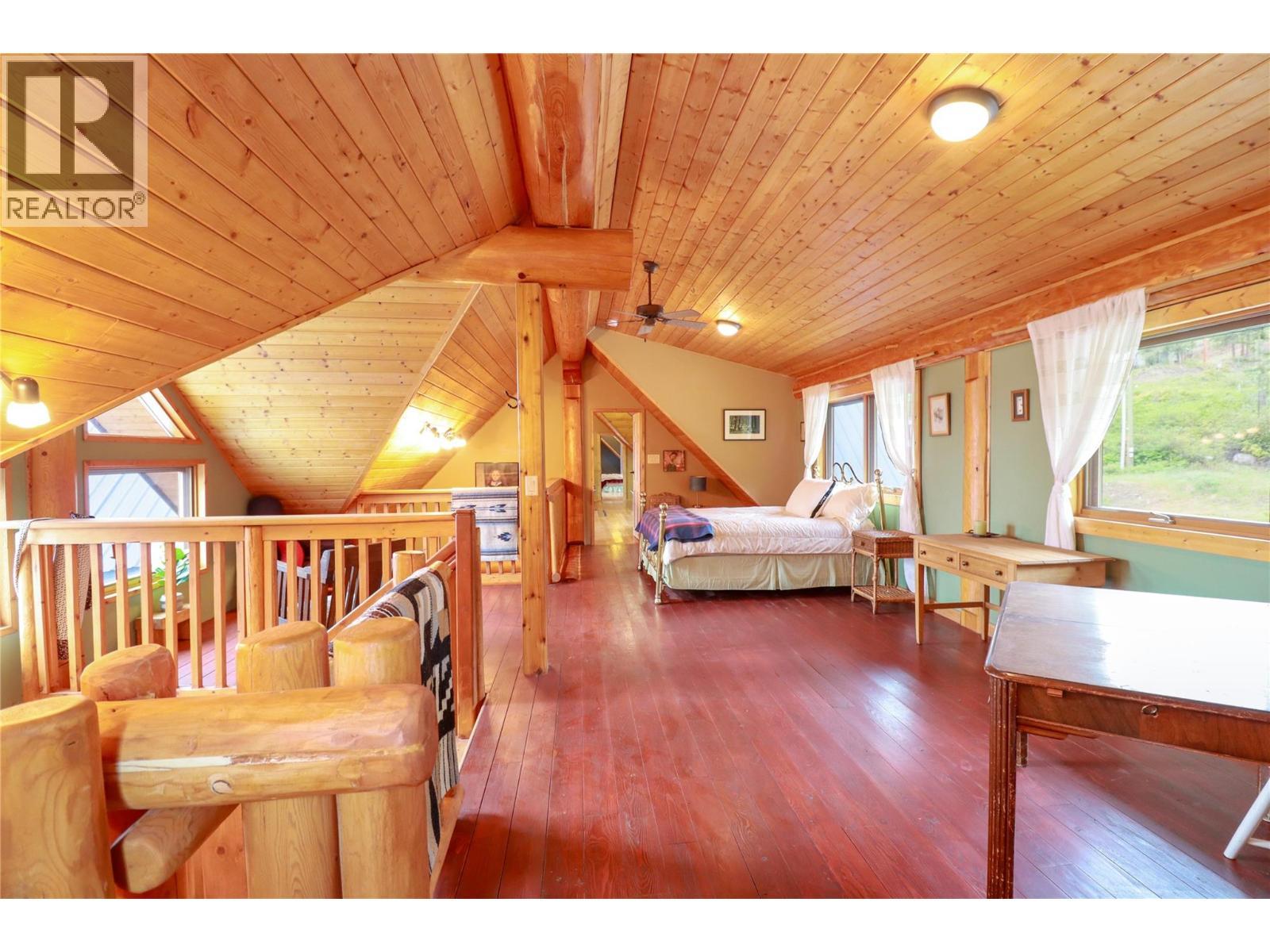 3901 Cottonwood Lane, Naramata, BC - Indoor