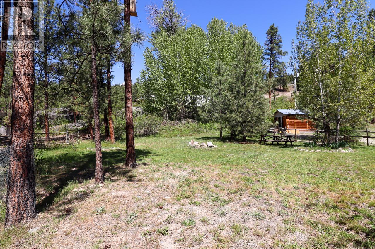 3901 Cottonwood Lane, Naramata, BC - Outdoor