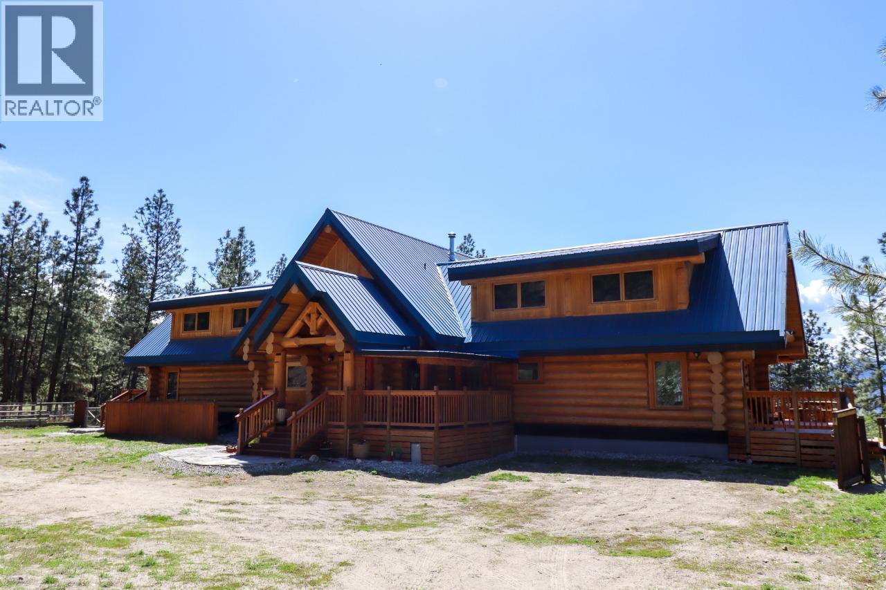 3901 Cottonwood Lane, Naramata, BC - Outdoor