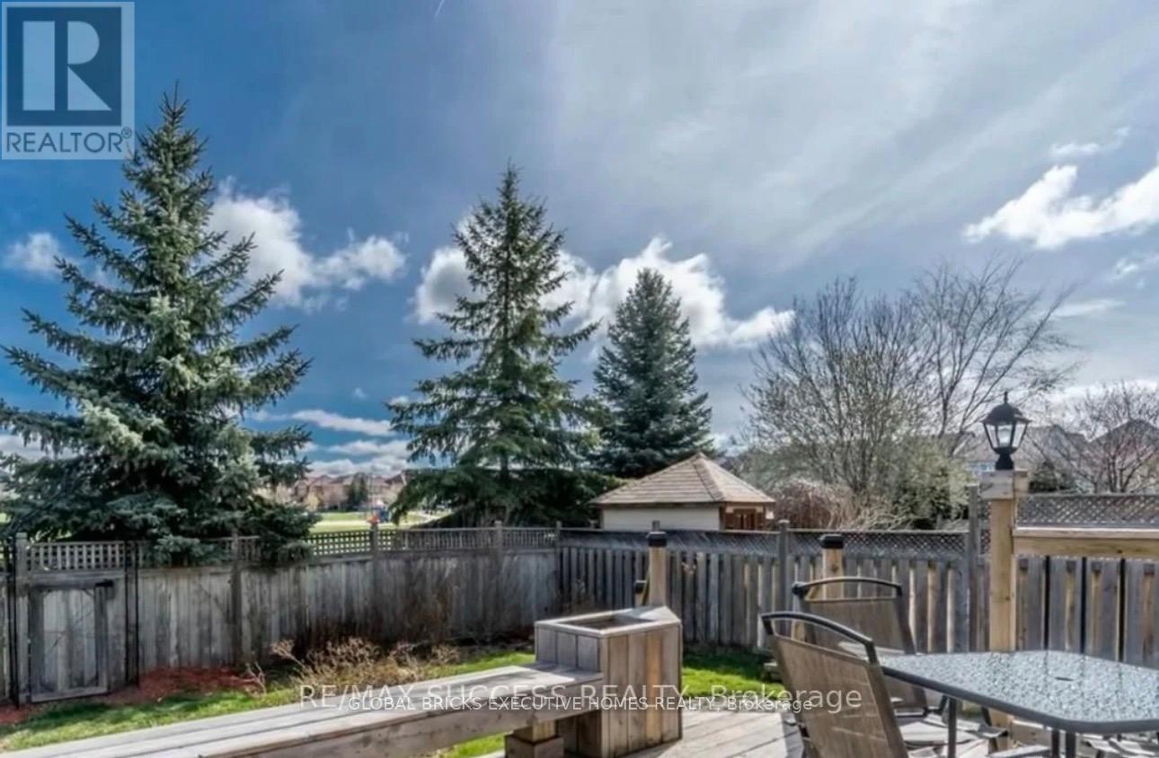 5847 Summerside Drive, Mississauga, ON