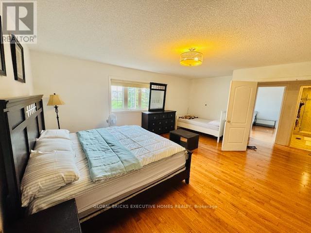 5847 Summerside Drive, Mississauga, ON