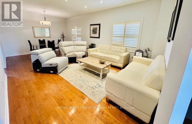 5847 Summerside Drive, Mississauga, ON