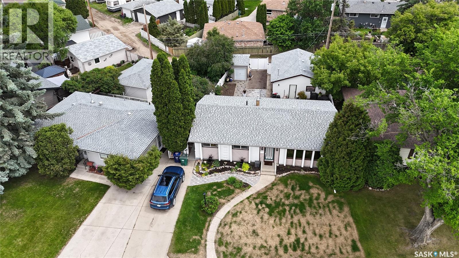10 Stewart Avenue, Saskatoon, SK
