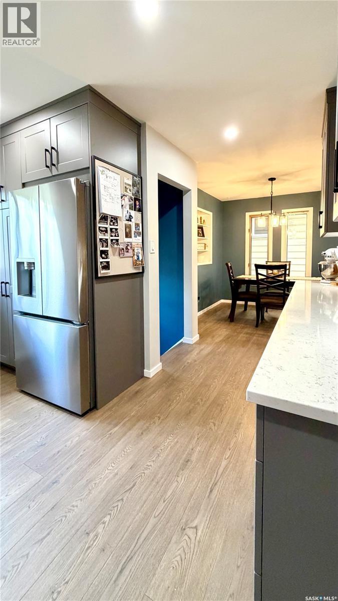 10 Stewart Avenue, Saskatoon, SK