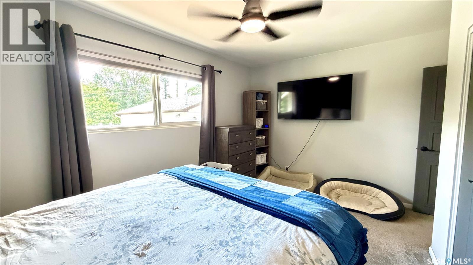 10 Stewart Avenue, Saskatoon, SK