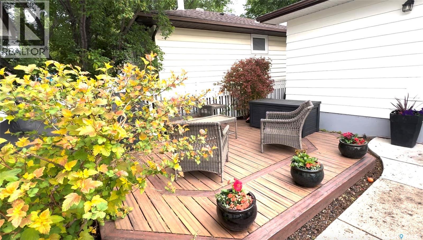 10 Stewart Avenue, Saskatoon, SK
