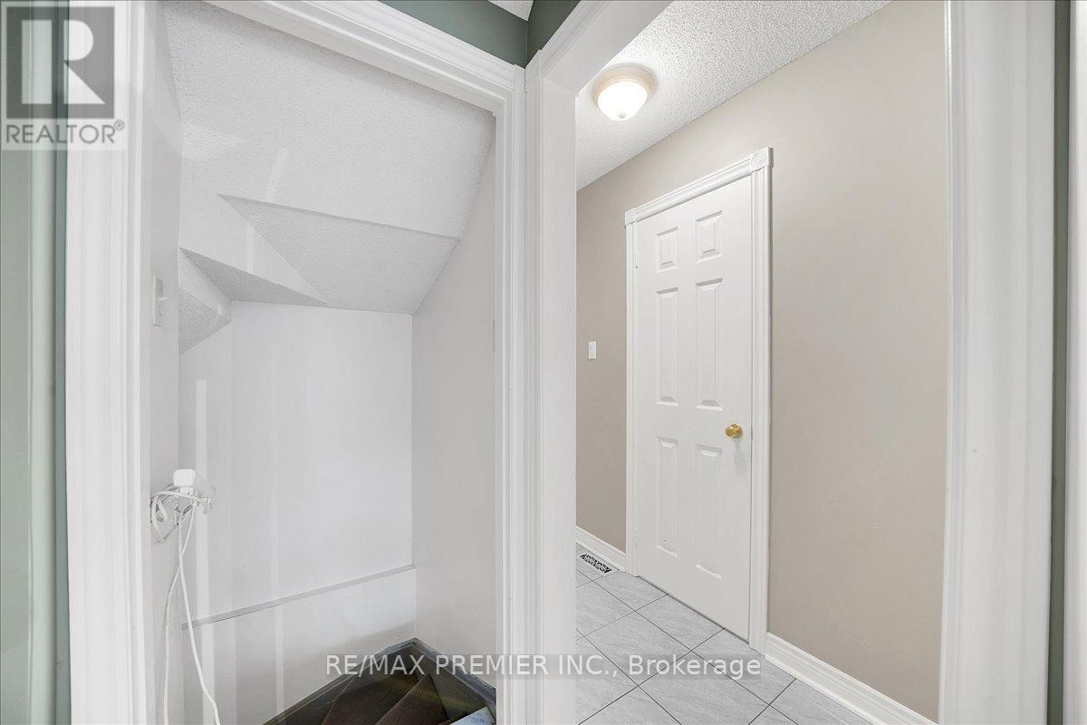 17 Berrydown Drive, Caledon, ON