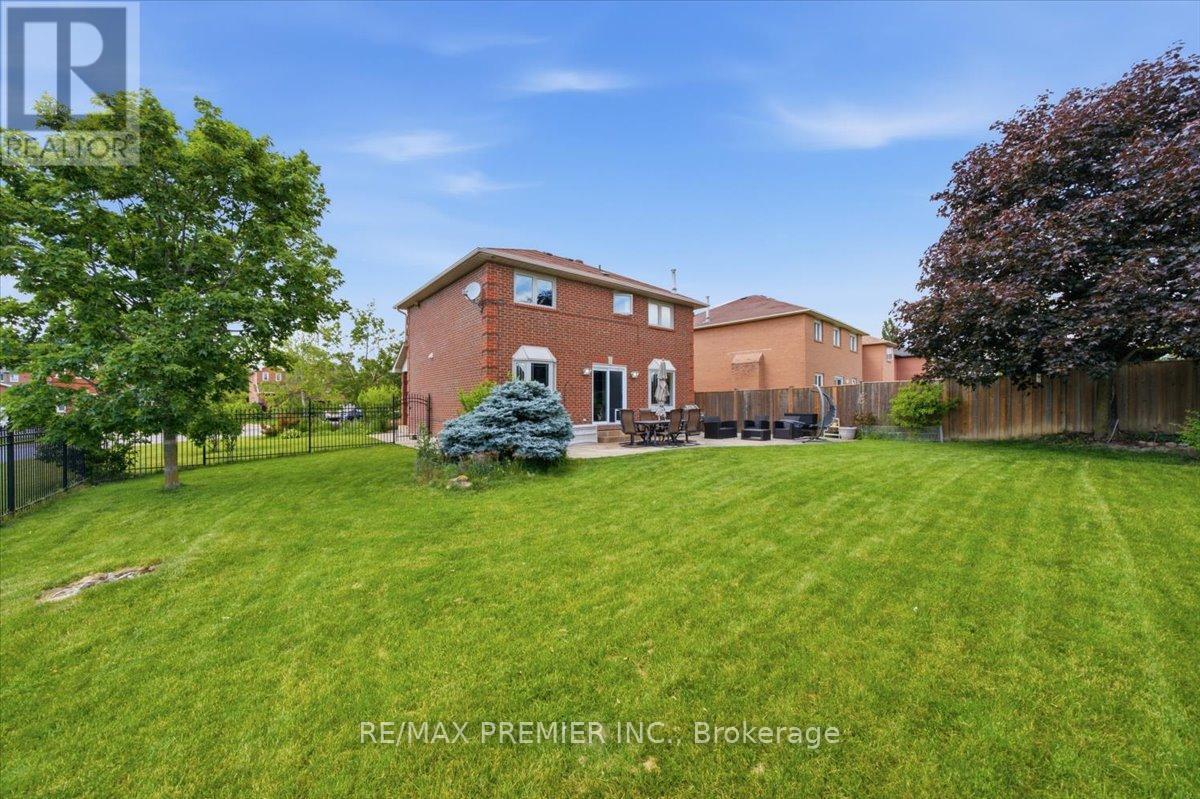 17 Berrydown Drive, Caledon, ON
