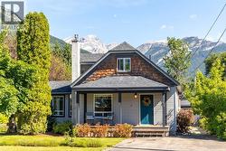 1169 MCLEOD Avenue Fernie, BC V0B 1M1
