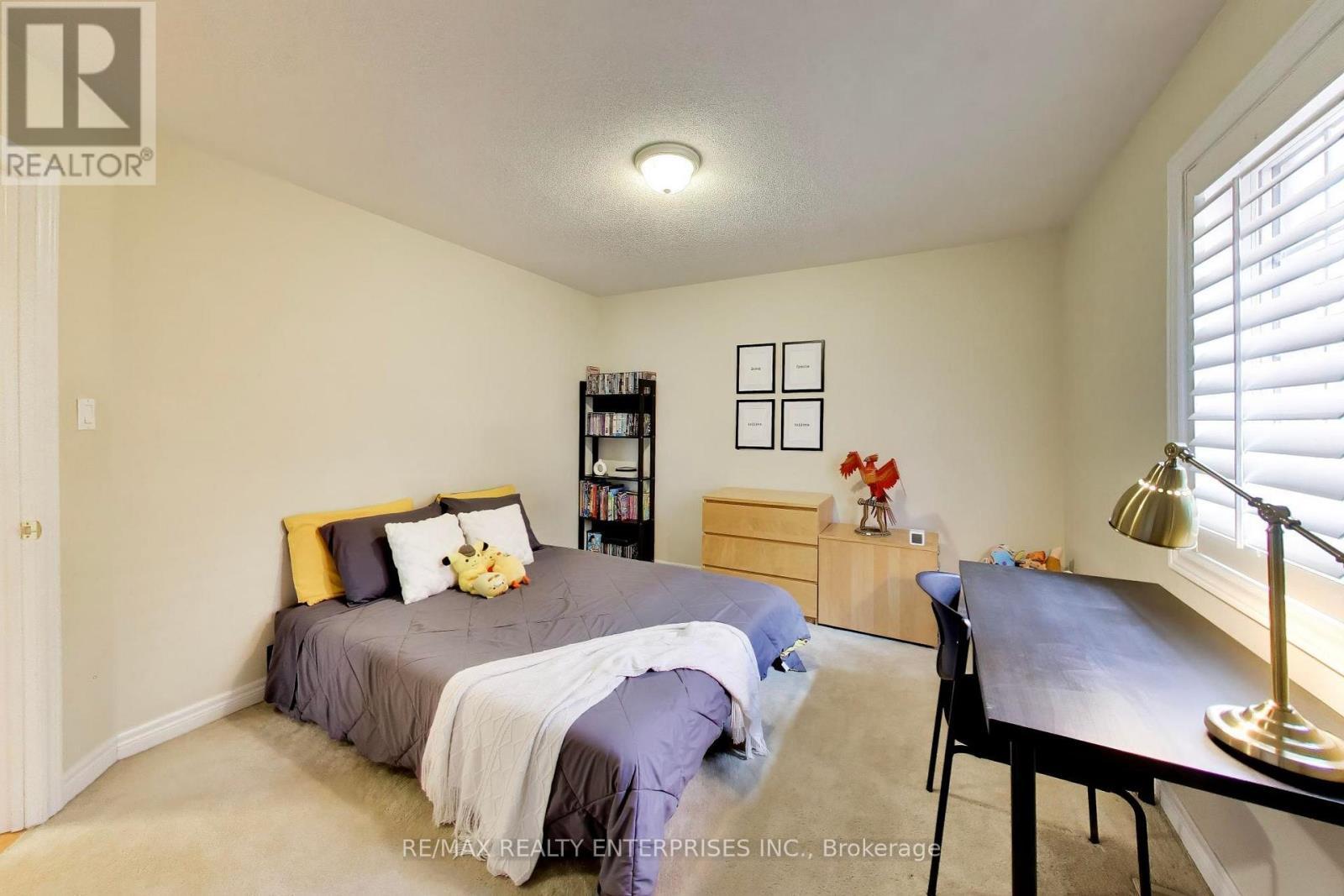 1613 Northmount Avenue, Mississauga, ON