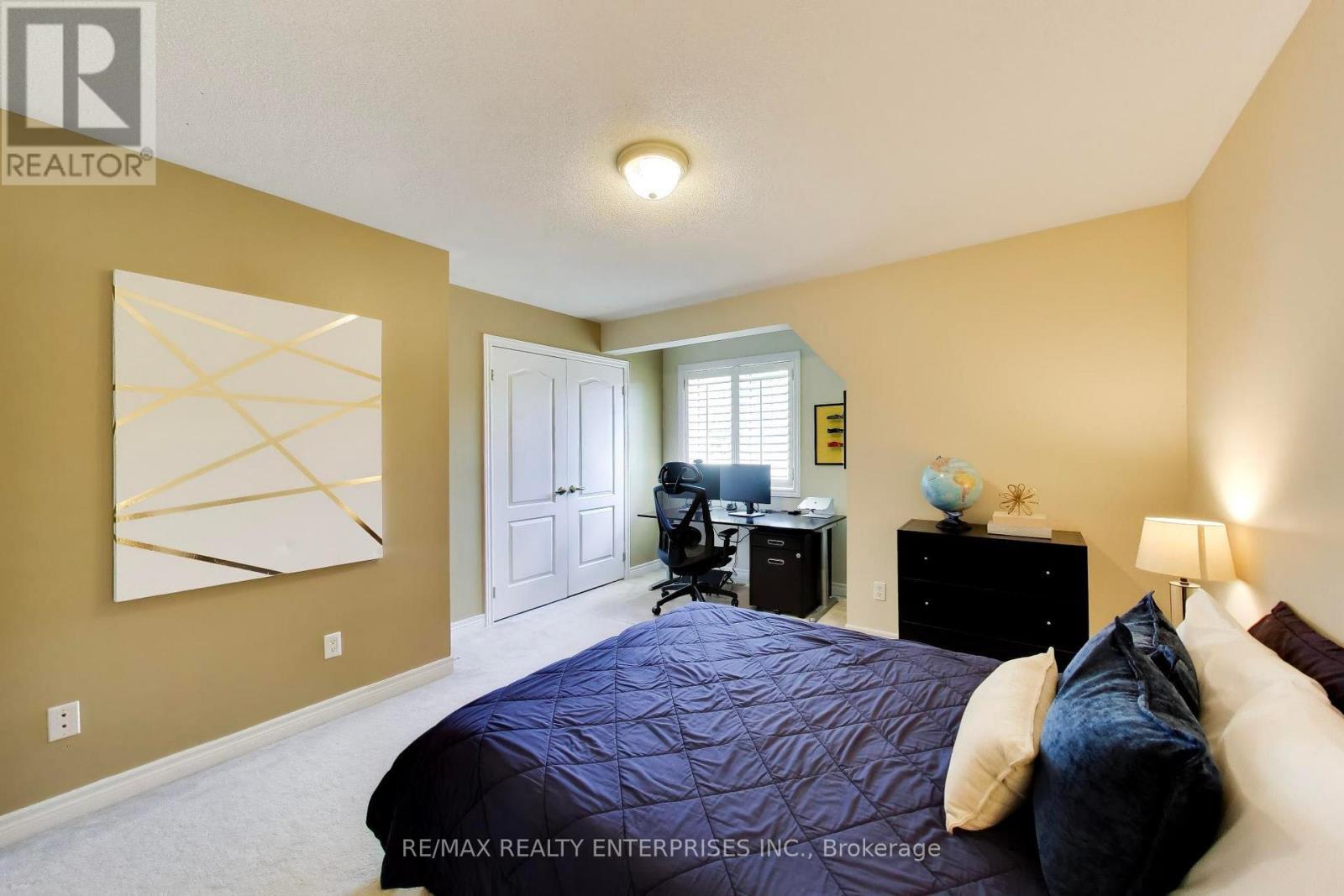 1613 Northmount Avenue, Mississauga, ON